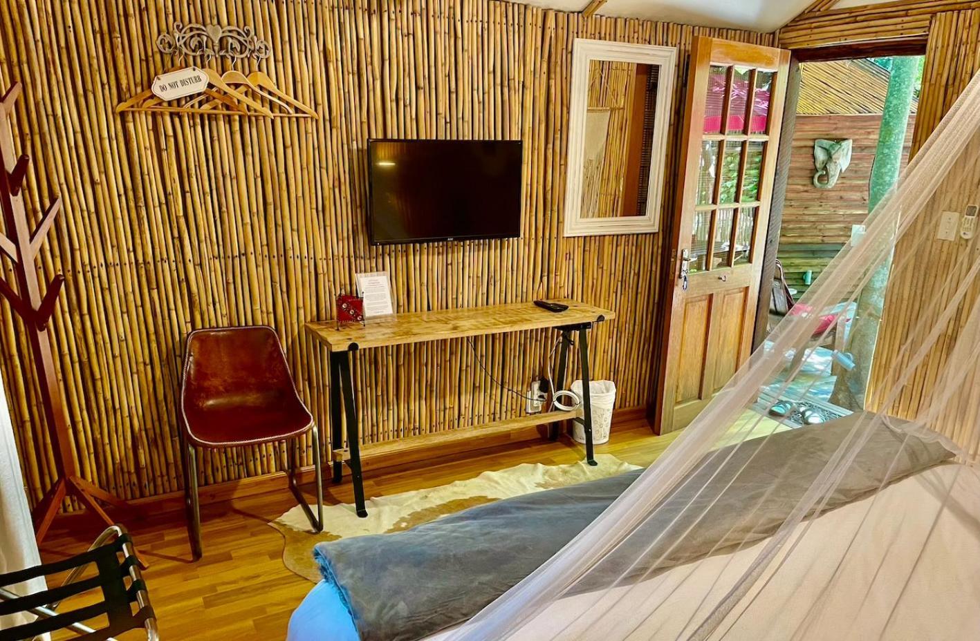 Iris Retreat & Island Day Spa Hartbeespoort Exteriér fotografie